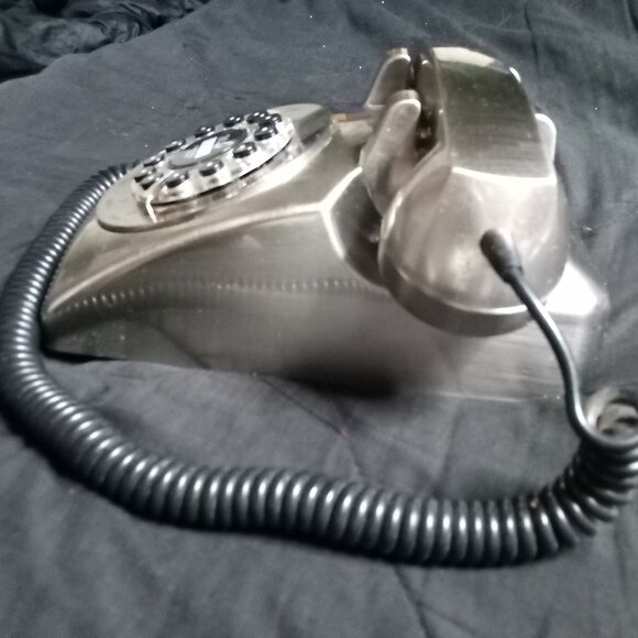 Vintage Silver Crosley Telephone Model #CR-58 Digital/Rotary Desk Phone 2003 - Picture 2 of 6